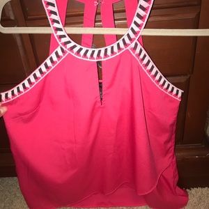Jessica Simpson tank top
